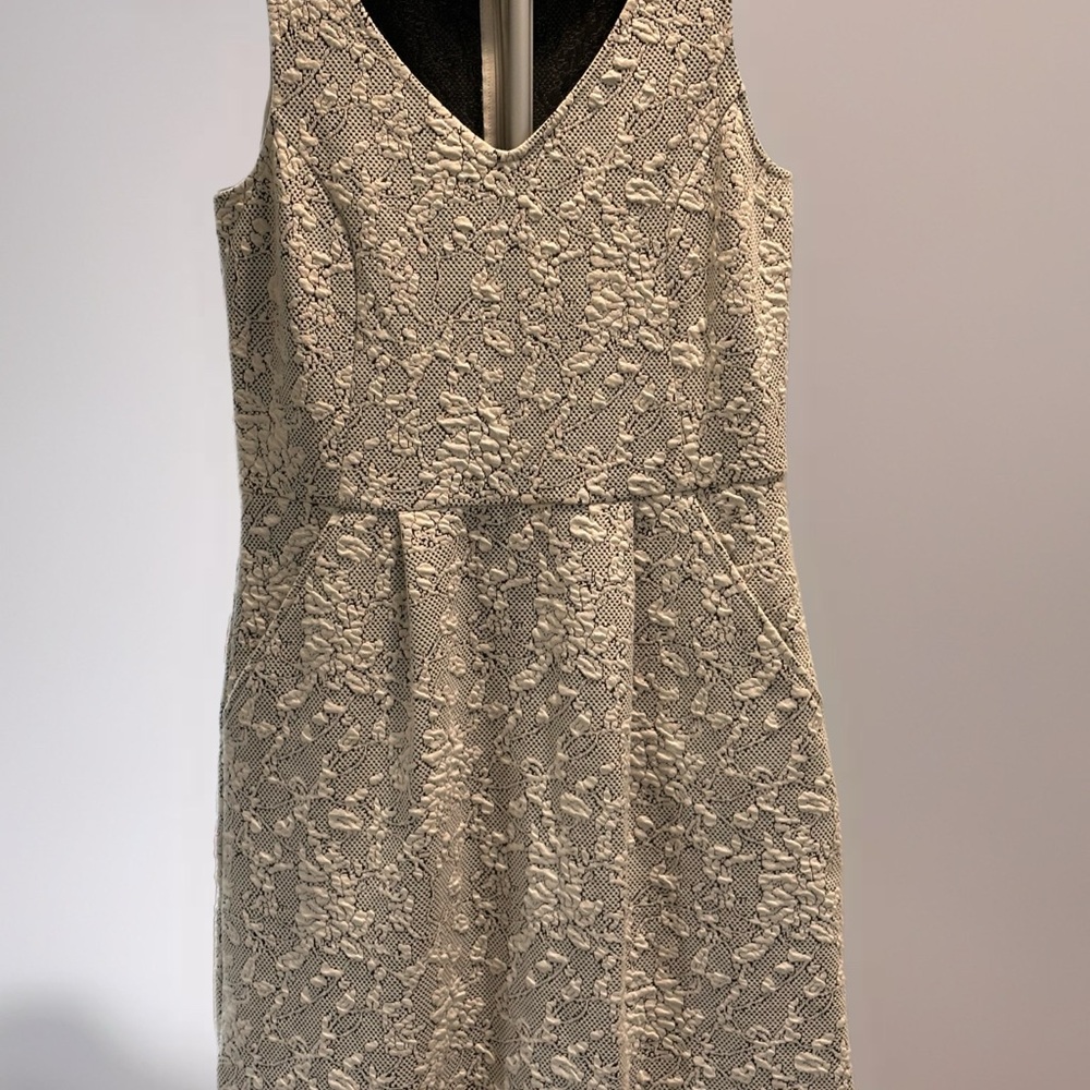 Loft White Jacquard Dress w/ Pockets Sz 0